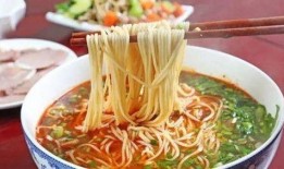 次拉面嘛 悠闲 吃瓜,悠闲吃瓜，品味生活小确幸