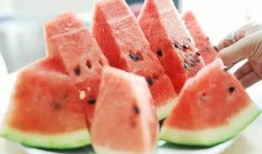 台儿庄吃瓜事件,一场引发社会热议的网络狂欢