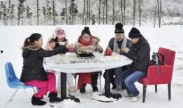 雪地里吃瓜,冬日里的瓜果盛宴