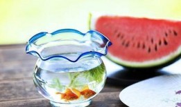 黑暗吃瓜中心,网络舆论场的暗流涌动