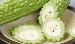 吃瓜的文案哈密瓜小朋友,甜蜜瓜果的趣味生活