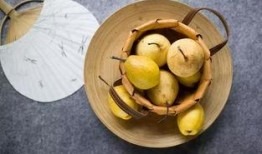 一口梨吃瓜,品味传统美食的古今交融