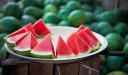 吃瓜大王的意思,吃瓜大王的独家爆料与幕后真相