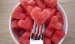 库尔勒有瓜吃,瓜果飘香，尽享甜蜜之旅